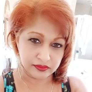 Meet your Posher, Nadia